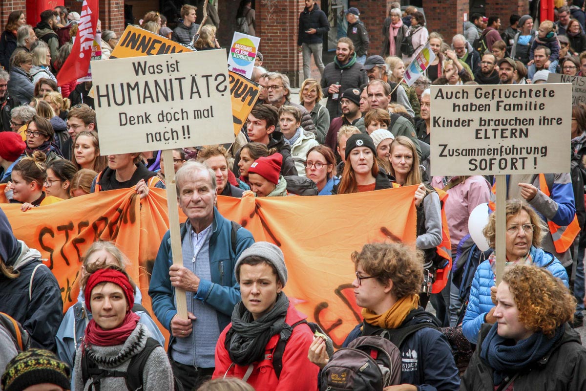 We'll come united: Array