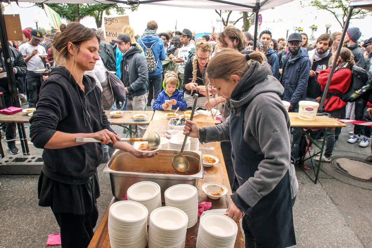 We'll come united: Array