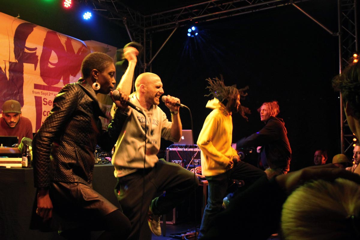 We'll come united: Array