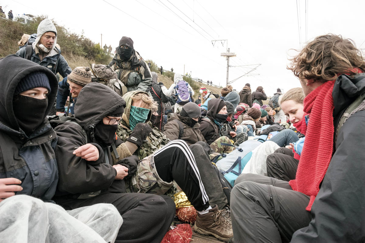 Ende Gelände - Räumung Schienenblockade: 