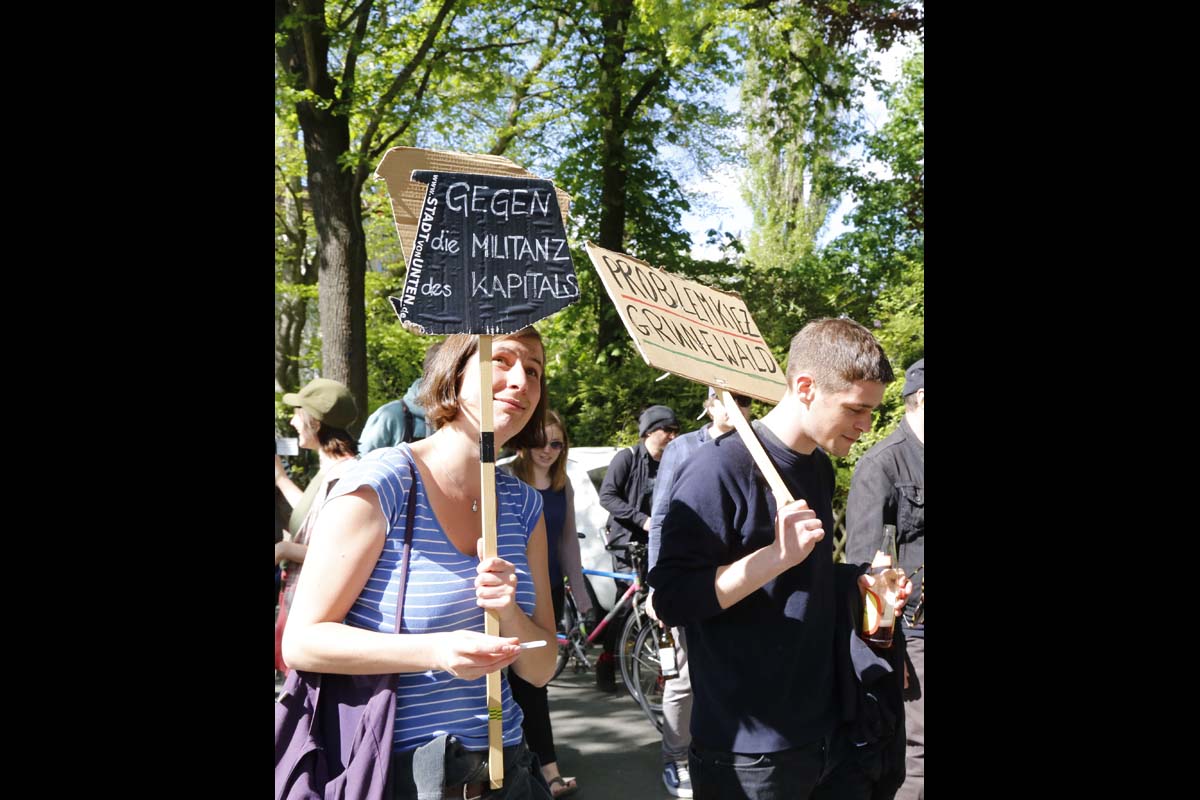 Grunewaldemo gegen Spekulanten und Reichtum: 