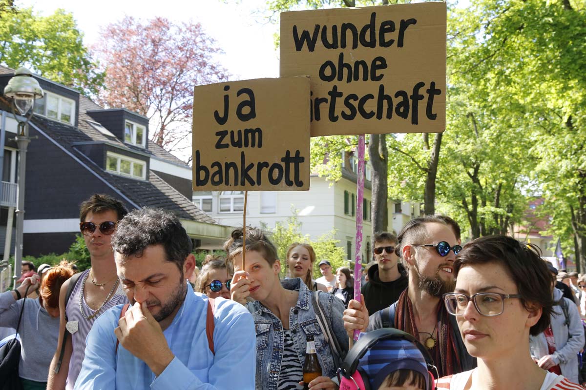Grunewaldemo gegen Spekulanten und Reichtum: 