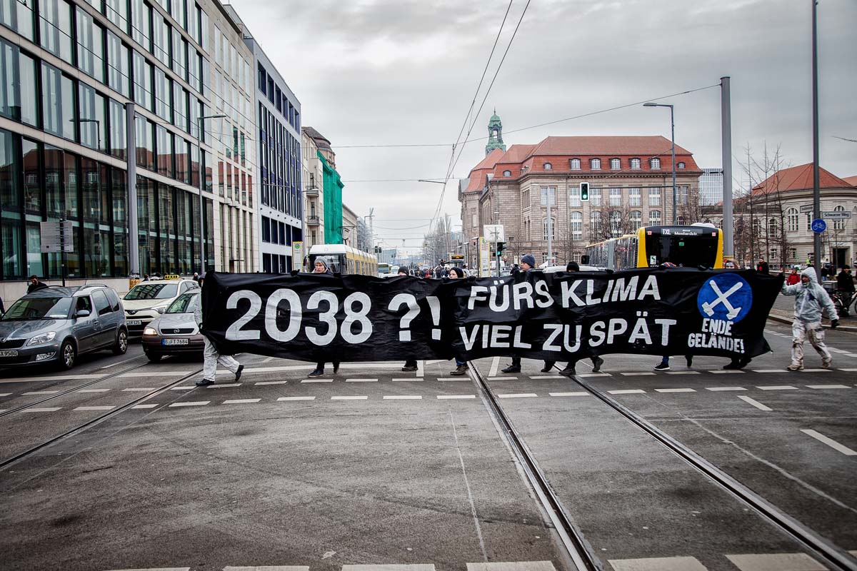 1900y: