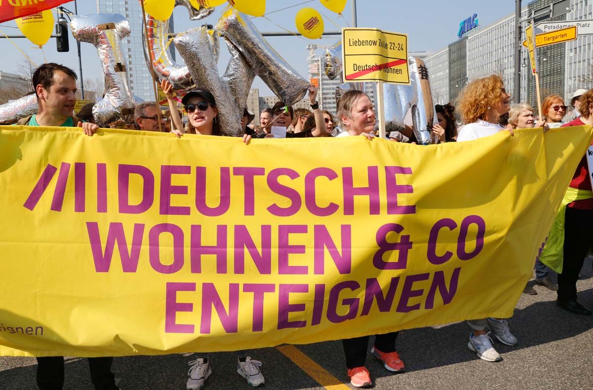 Grossdemonstration gegen hohe Mieten und gegen Deutsche Wohnen: Array