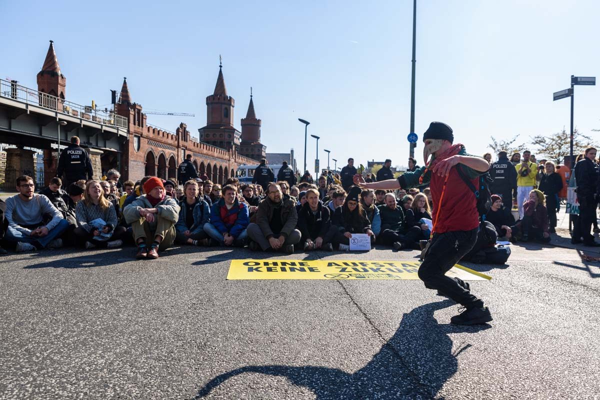 Extinction Rebellion Aktion in Berlin: Array