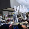 VW tötet! Die-In + Protest bei VW-Hauptversammlung:    Array