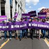Großdemo in Berlin gegen Nationalismus:    Array