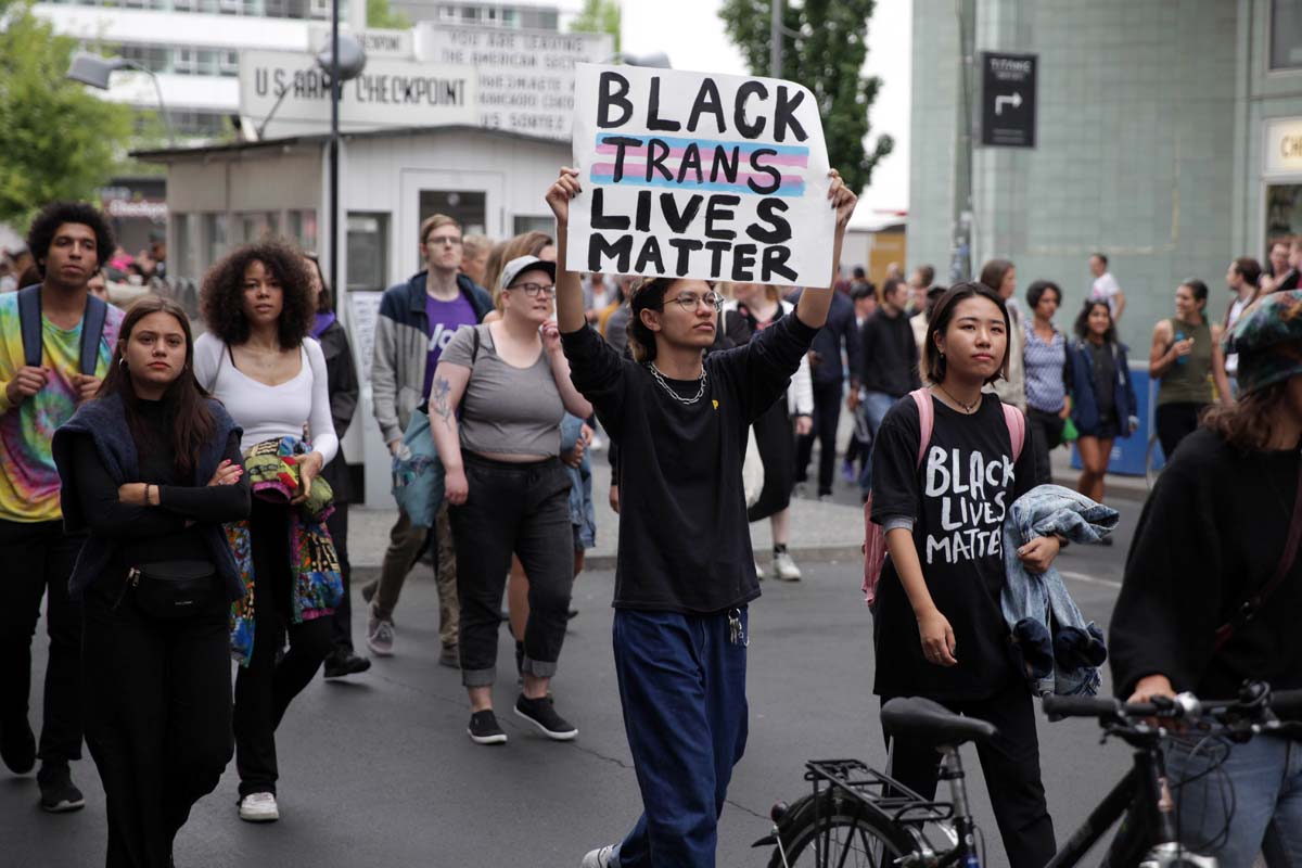 #BlackLivesMatterBerlin - Deutschland hat ein Rassismusproblem! Protestmarsch am 5.7.2019: Array