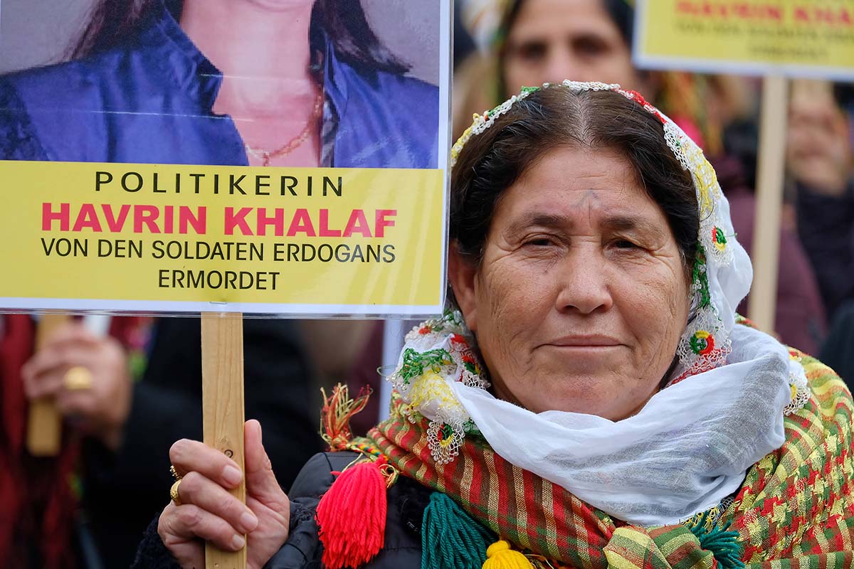 Solidaritätsdemonstration mit Rojava: Array