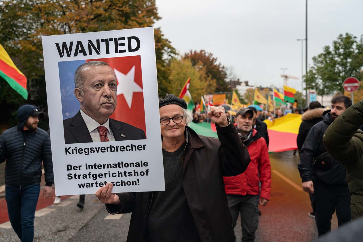 19.10.2019, Hamburg, Demo gegen Überfall der Türkei auf Rojava/Syrien: 