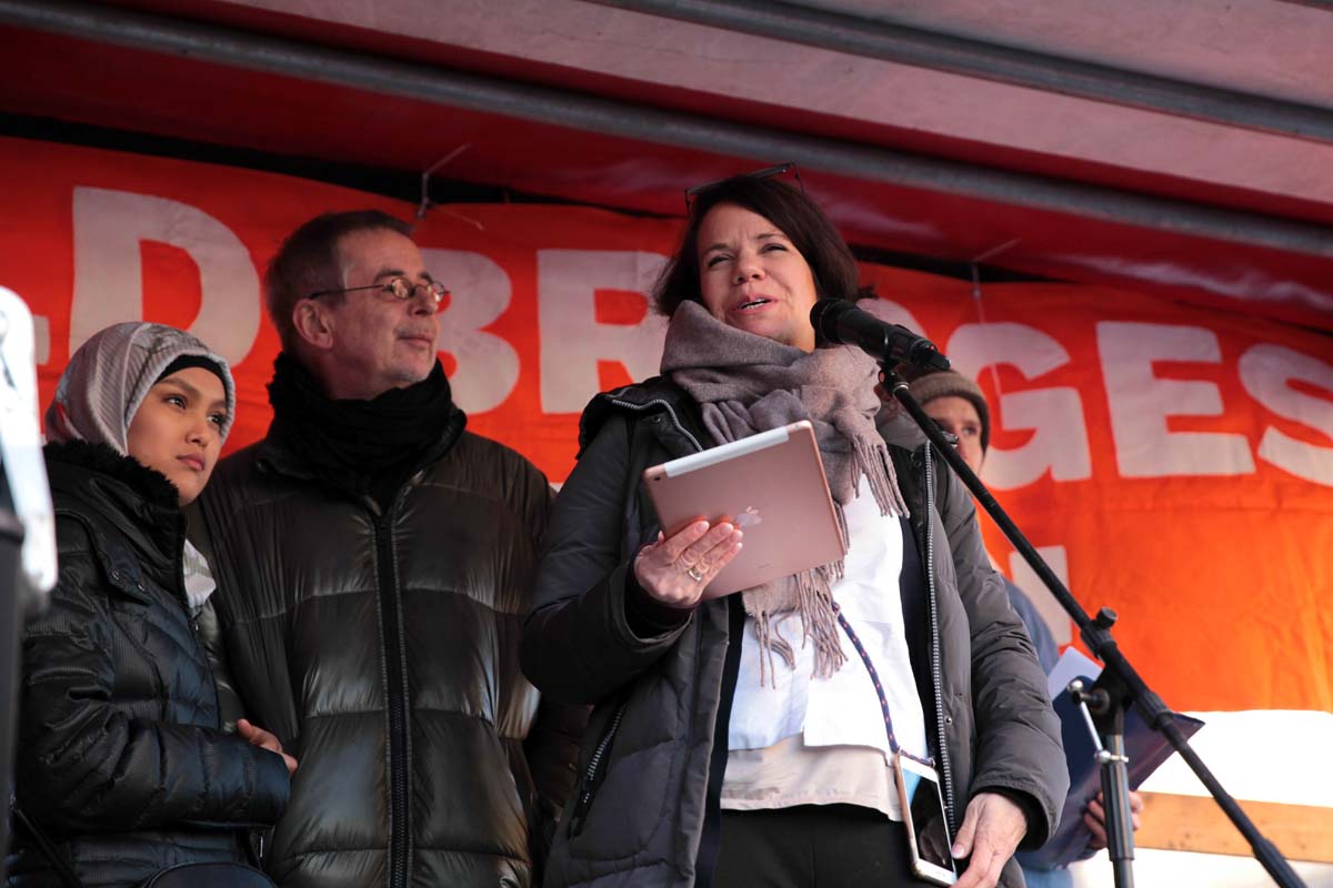 Seebrücke - WIR HABEN PLATZ – Aufnahme jetzt ermöglichen!: Array