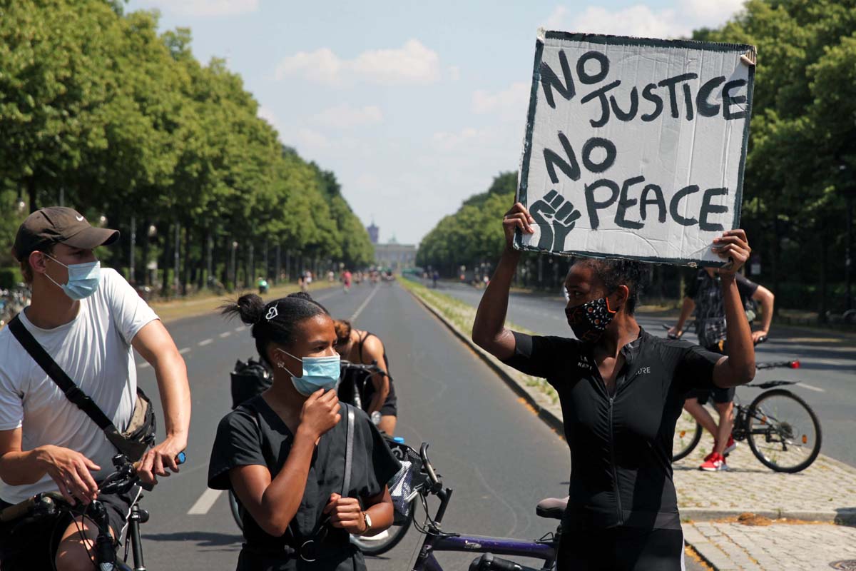 Black Lives Matter Protest in Berlin, Germany  27.05.2020: Array