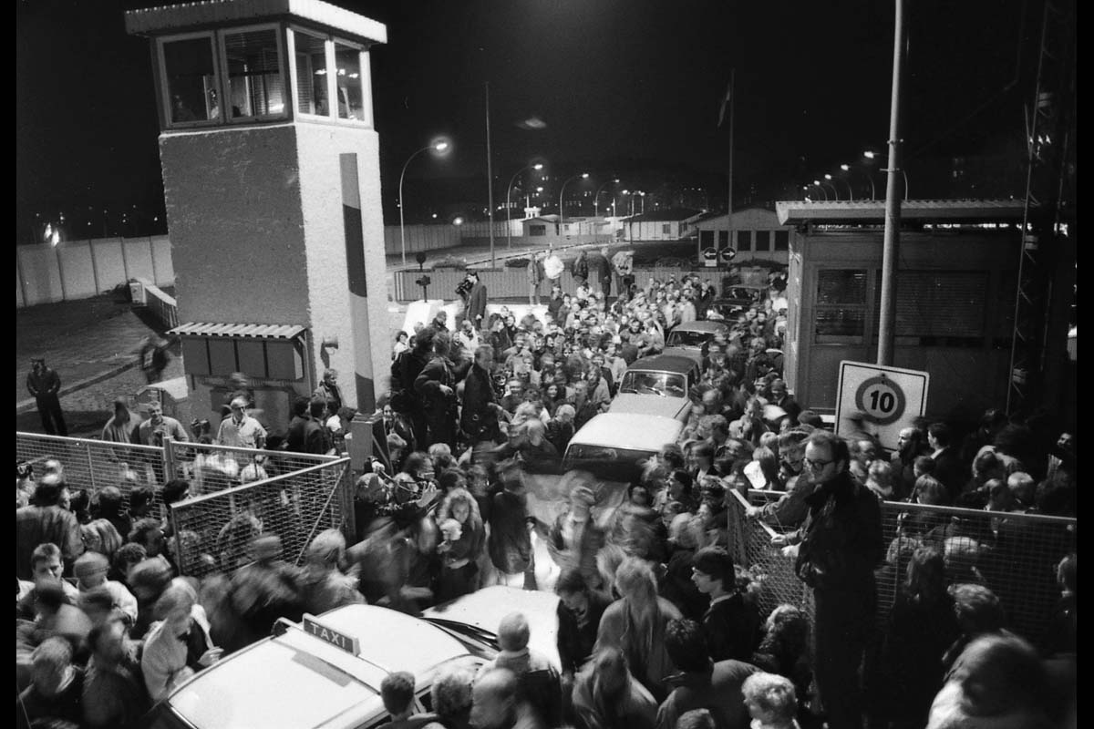 Der Mauerfall am 9. November 1989: 