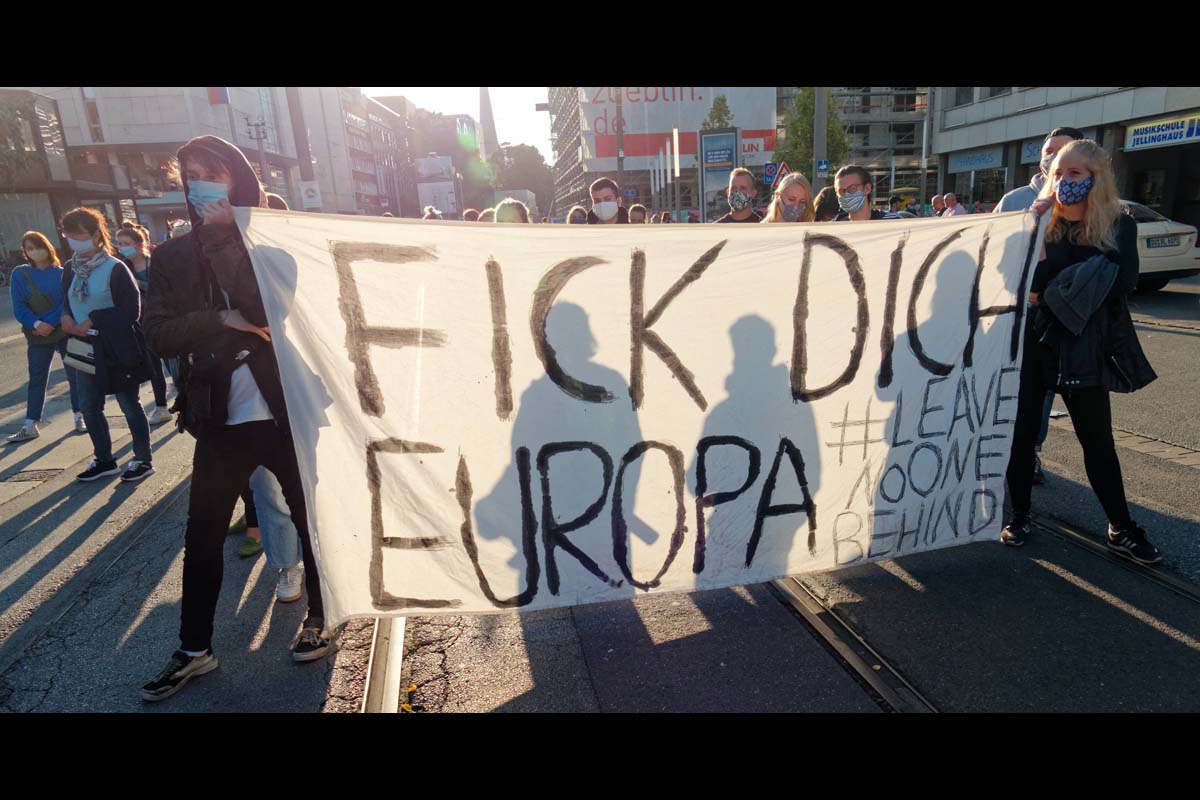 Aktion der Seebrücke zu Moria: Array