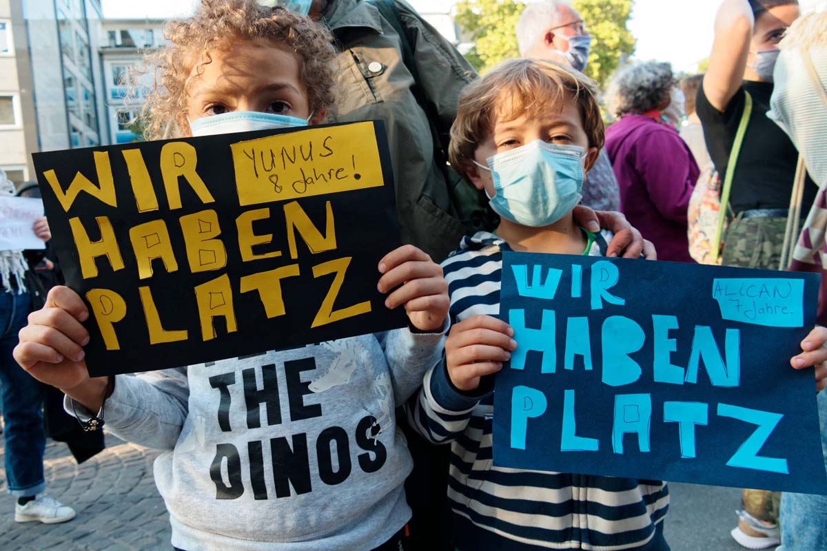 Aktion der Seebrücke zu Moria: Array