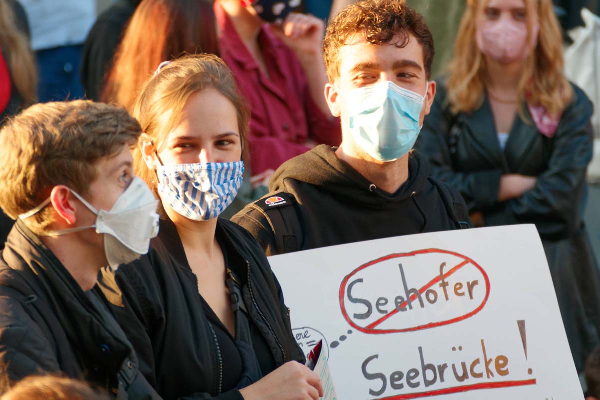 Aktion der Seebrücke zu Moria: Array