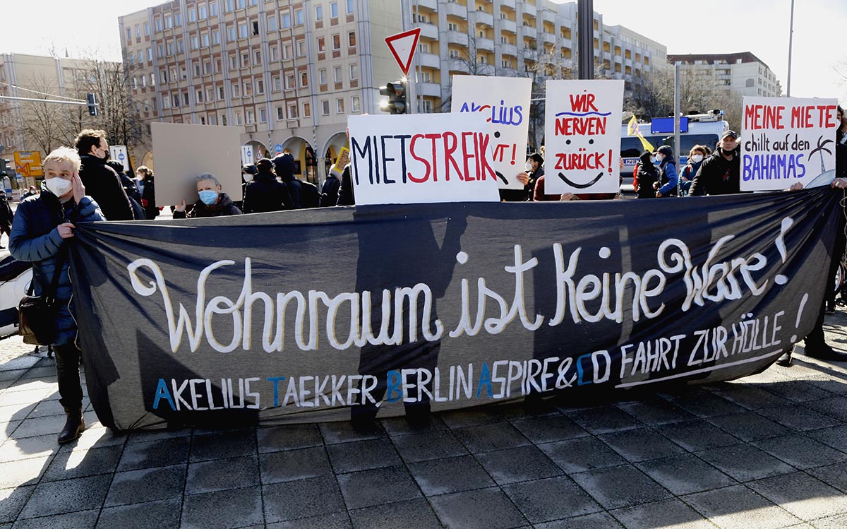 Demo gegen Mietenwahnsinn - Wohnungen für alle - Housing Action Day: Array