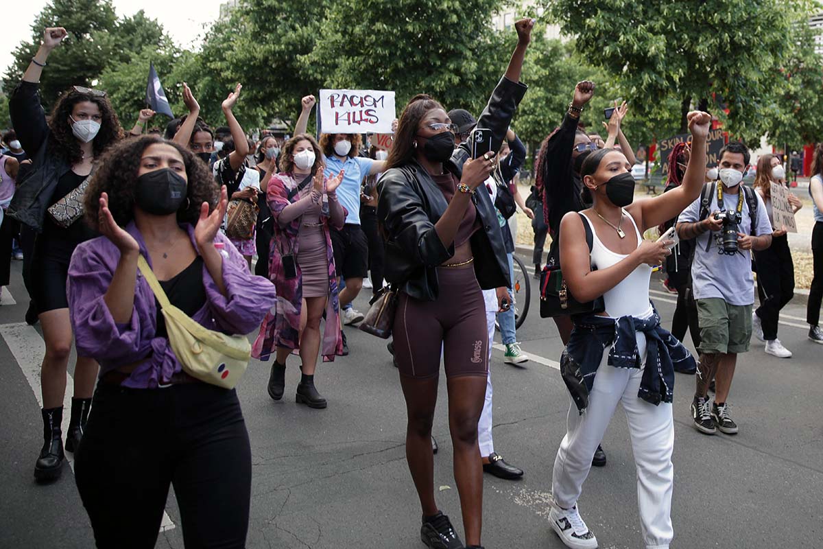 Black Lives Still Matter! – Schwarze Leben zählen noch immer! Berlin 02. Juli 2021: Array