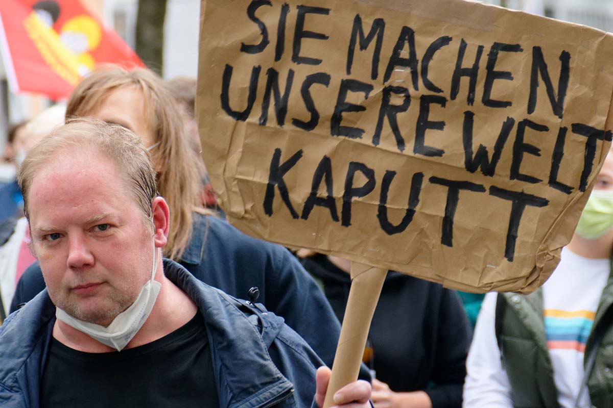 Fridays for Future: Array