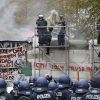 Polizei räumt Köpi-Wagencamp in Berlin-Mitte:    Array