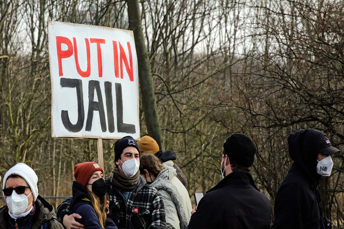 Stoppt den Krieg! Frieden für die Ukraine und ganz Europa, Berlin 27.02.2022: Array