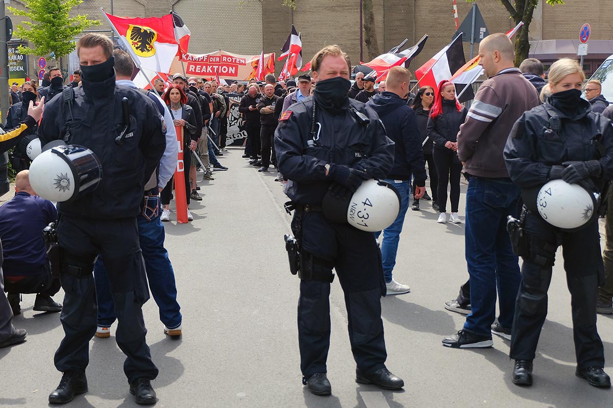 NS-Demonstration in Dortmund zum 1. Mai 2022: Array