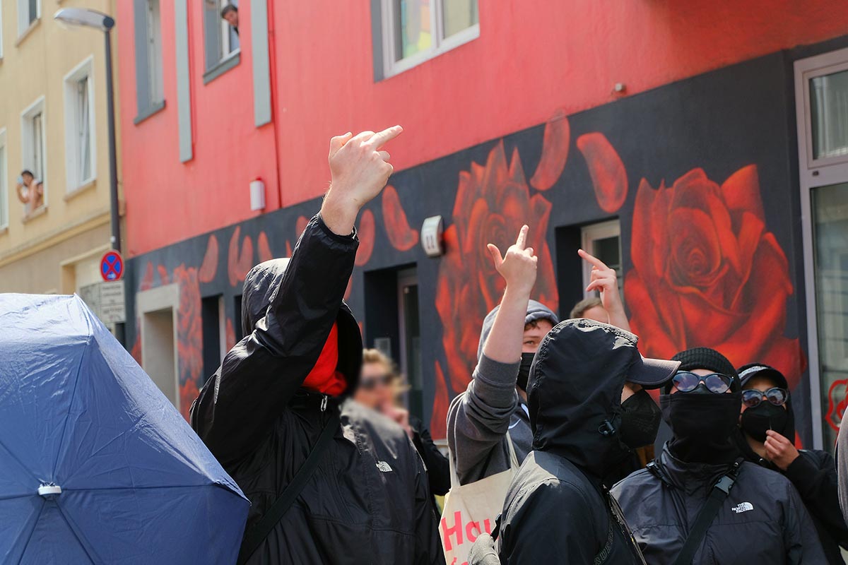 Protest gegen die NS-Demonstration in Dortmund zum 1. Mai 2022: Array
