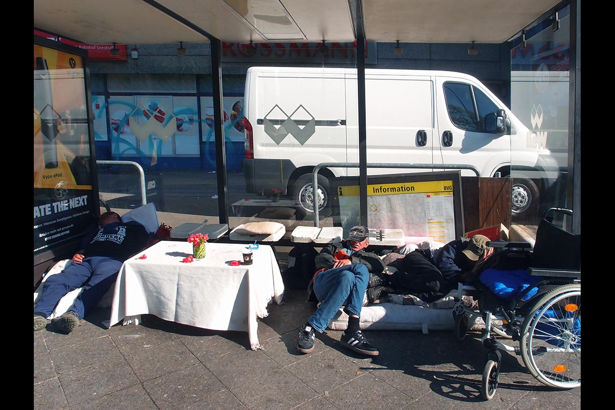 Zu Hause bleiben? Welches zu Hause denn?: 