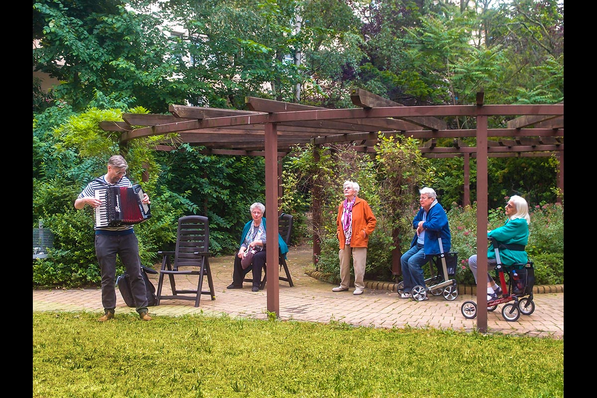 kleines Corona- Hofkonzert für Senioren: 