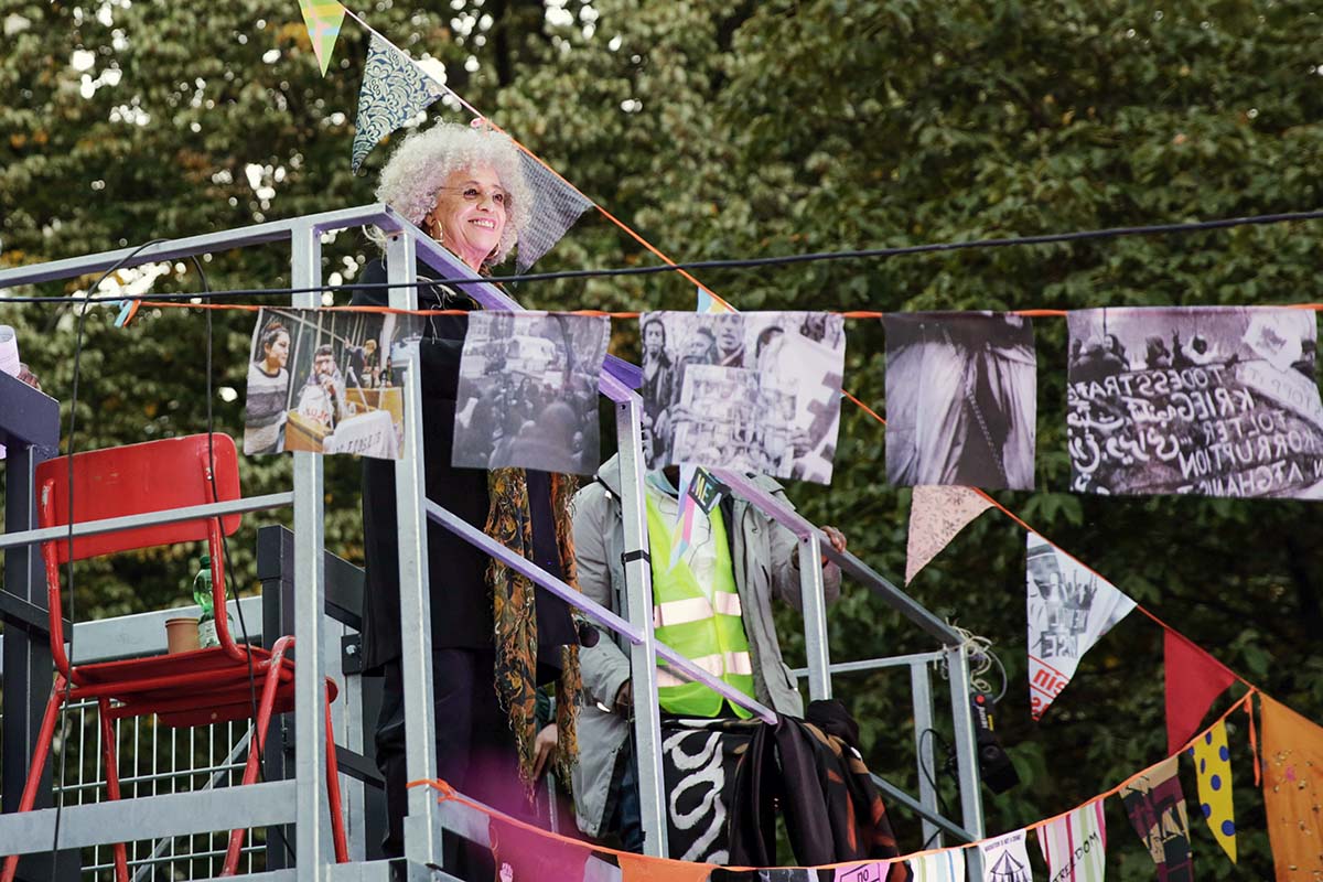 Angela Davis auf dem O-Platz, 06. Oktober 202: Array