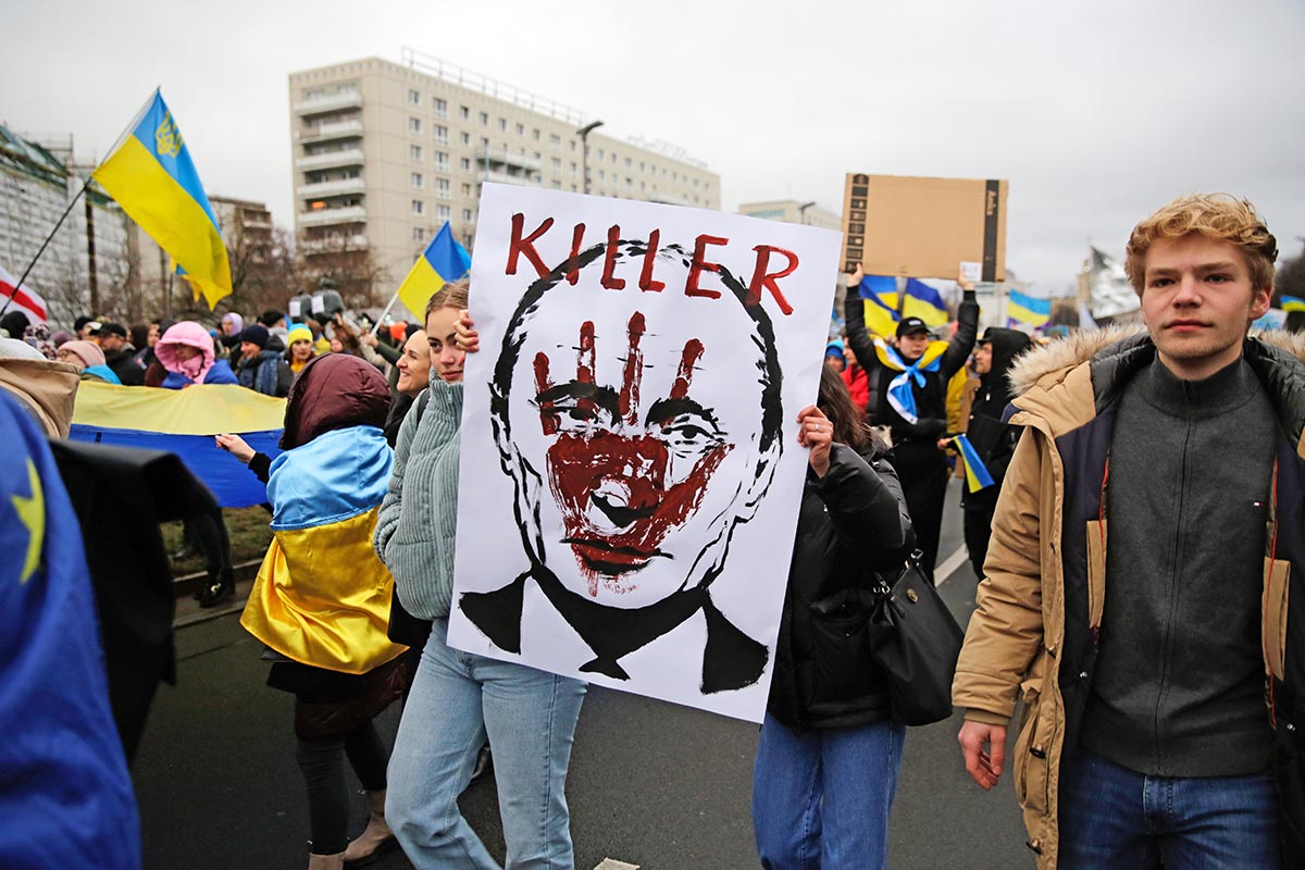 Full Scale Freedom Demo für die Freiheit der Ukraine, Berlin 24.02.2023: Array