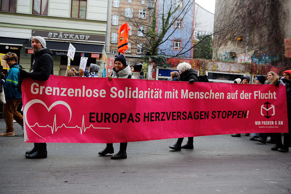 STOP GEAS Demo in Berlin, 26. November 2023: Array