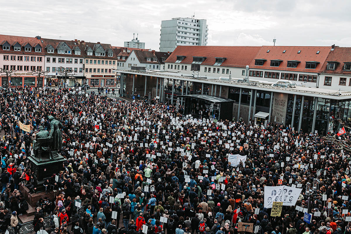 17.02.2024 - Hanau - Demo zum 4. Jahrestag: Array