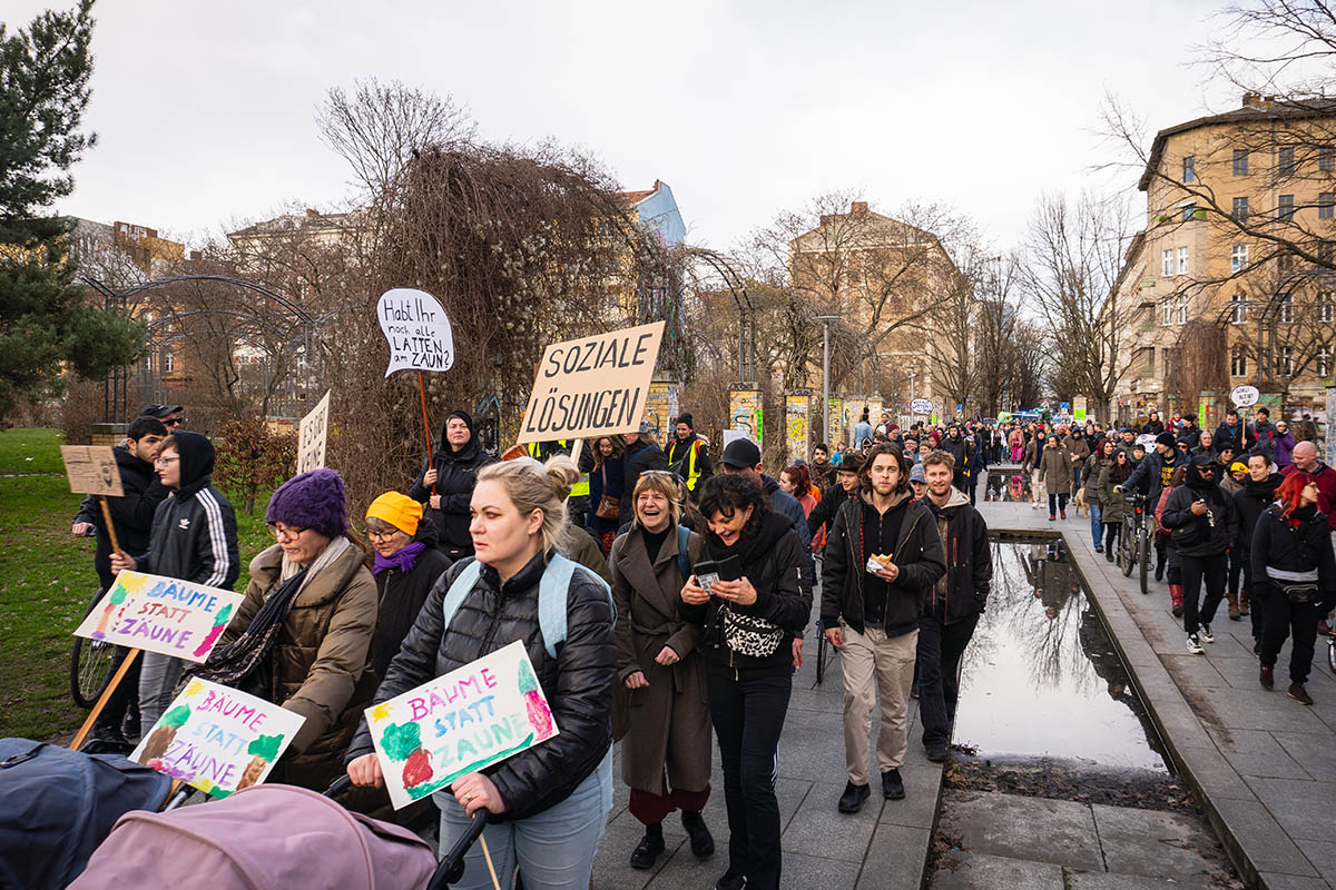 Görlitzer Park Berlin – Demo 24.02.2024: Array