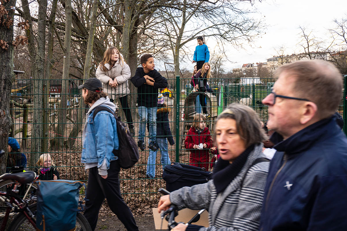 Görlitzer Park Berlin - Demo 24.02.2024: Array