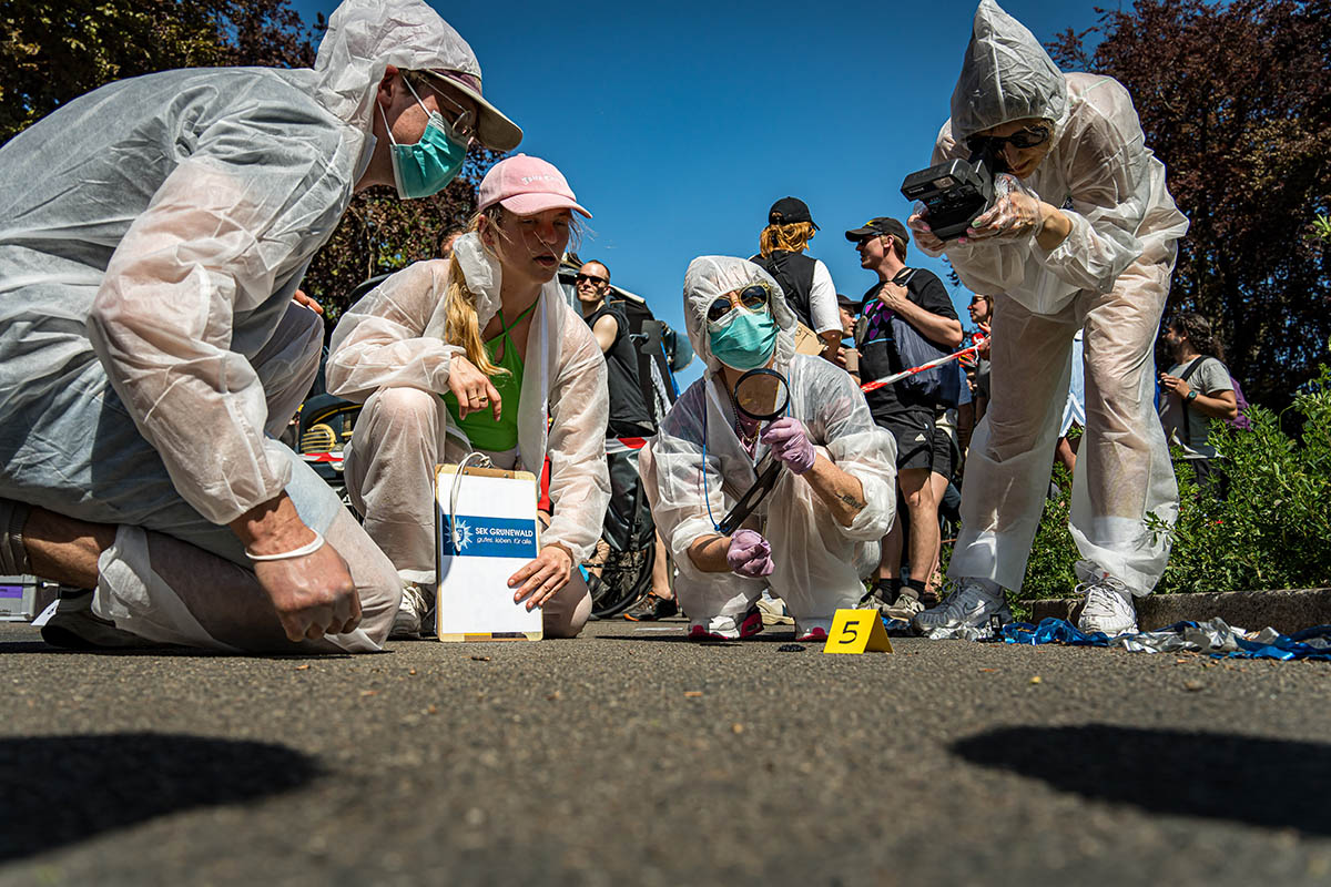 Grunewald-Razzia zum 1. Mai: Array