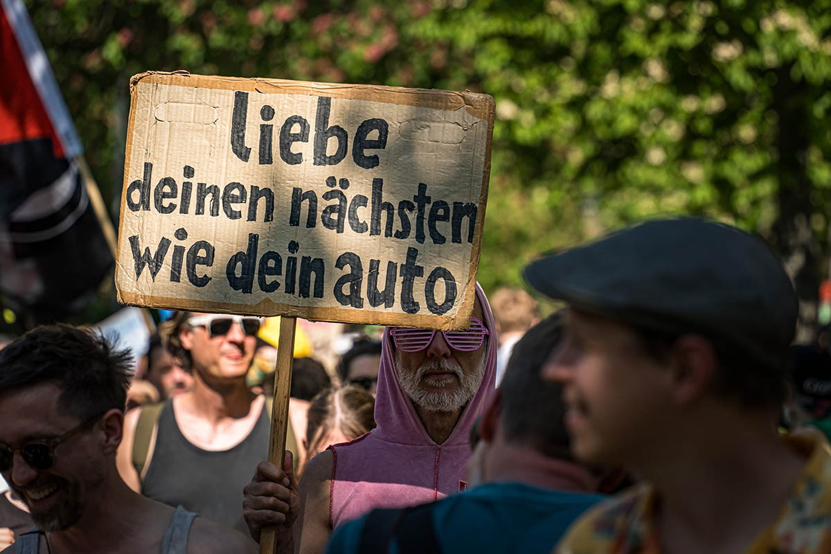 Grunewald-Razzia zum 1. Mai: Array