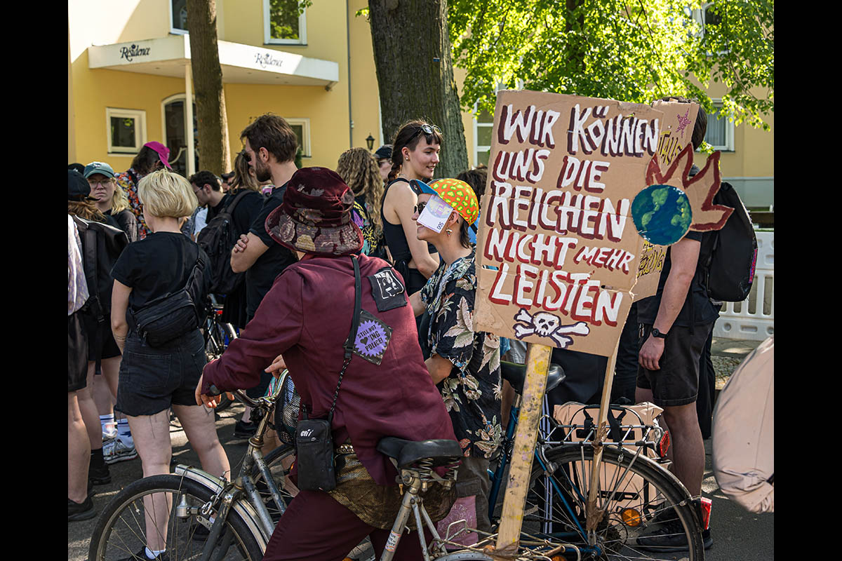 Grunewald-Razzia zum 1. Mai: Array