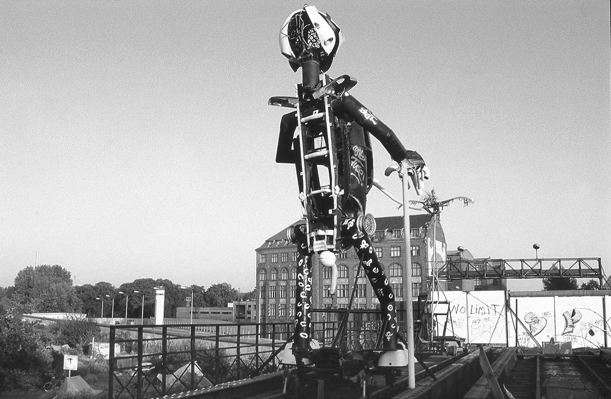 Görlitzer Park, Berlin Kreuzberg, 1989: Array