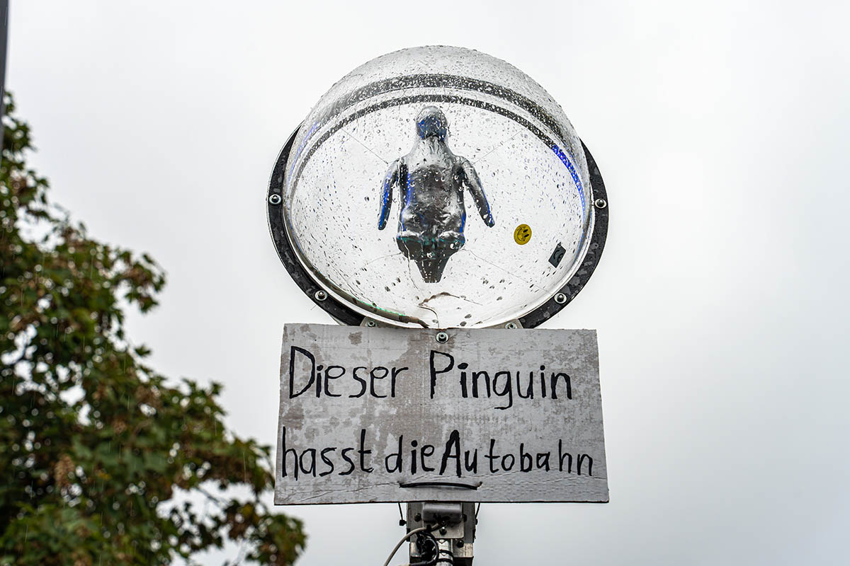 Autobahn A100 wegbassen: Array