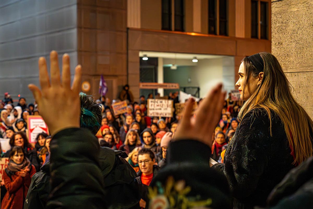Demonstration gegen Gewalt an Frauen: Array