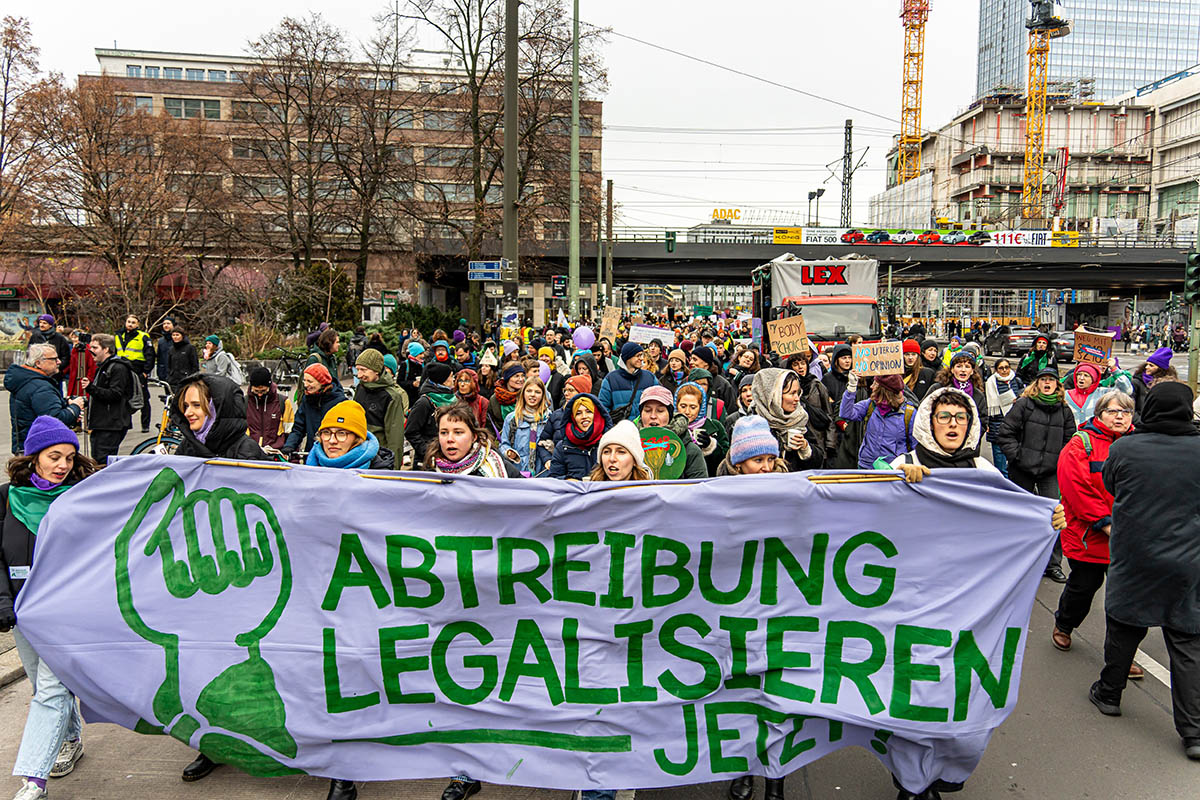 Protest „Abtreibungen legalisieren – jetzt!Für die Abschaffung von §218“: Array