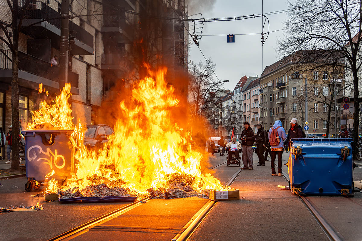 Gescheiterter Naziaufmarsch in Friedrichshain: Array