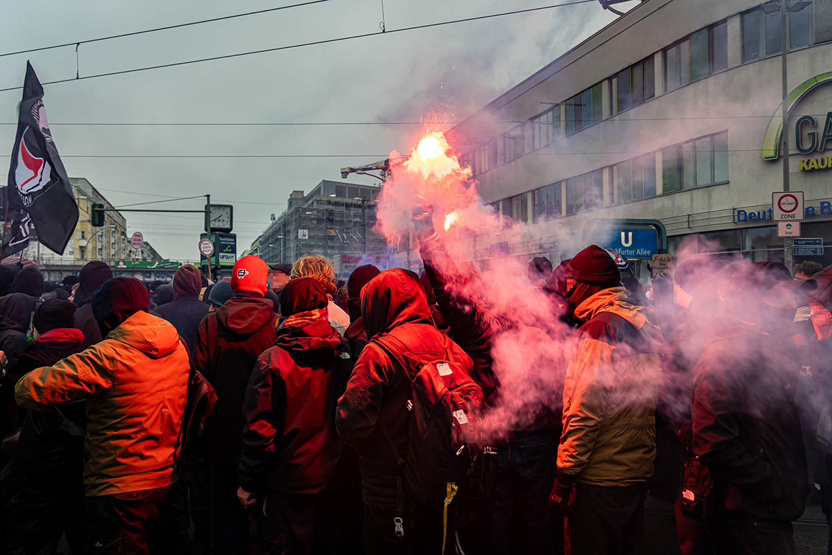 Gescheiterter Naziaufmarsch in Friedrichshain: Array