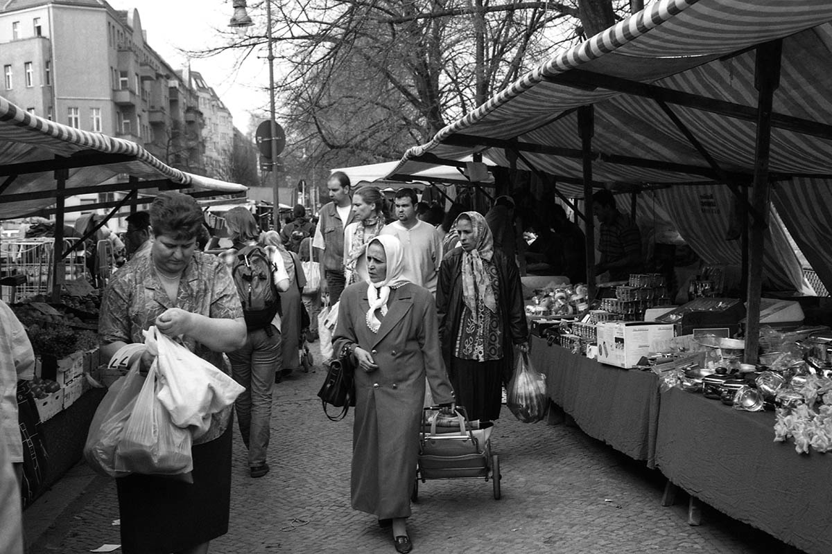 Kreuzberg, Wochenmarkt am Maybachufer,  September 1996: