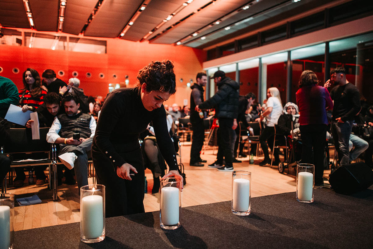 Gedenkveranstaltung am 15.02.2025 im Congress Park Hanau zum fünftes Jahrestag: Array