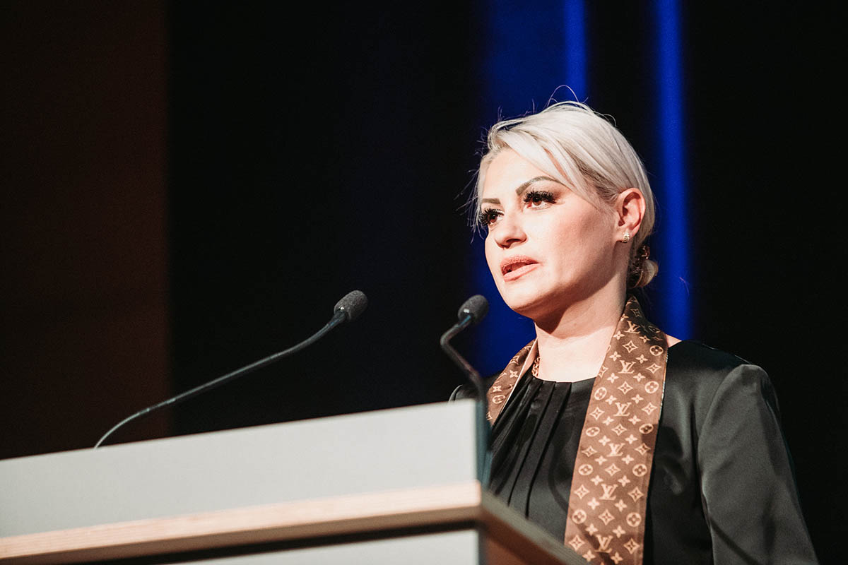 Gedenkveranstaltung am 15.02.2025 im Congress Park Hanau zum fünftes Jahrestag: Array