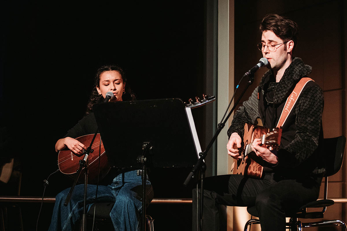Gedenkveranstaltung am 15.02.2025 im Congress Park Hanau zum fünftes Jahrestag: Array