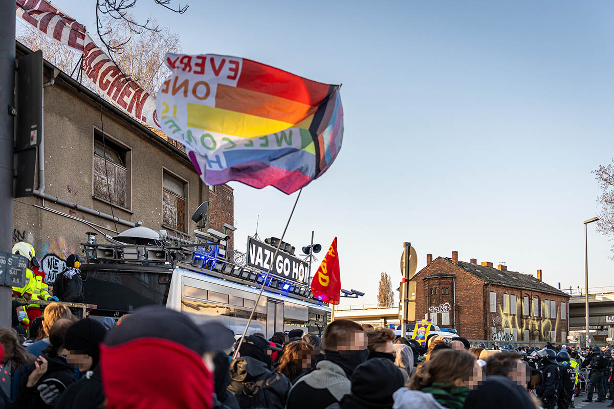 Naziaufmarsch durch Friedrichshain blockiert: Array