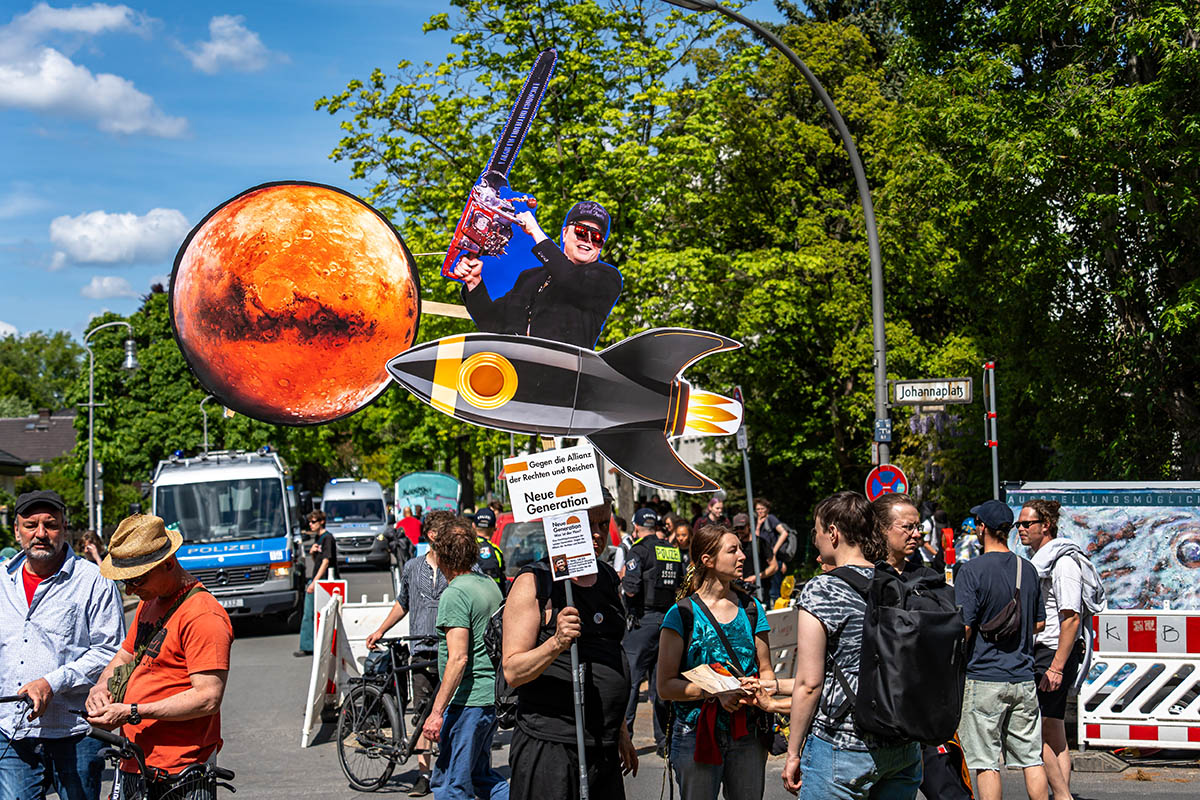 Intergalaktische MyGruni-Demo am 1. Mai: Array